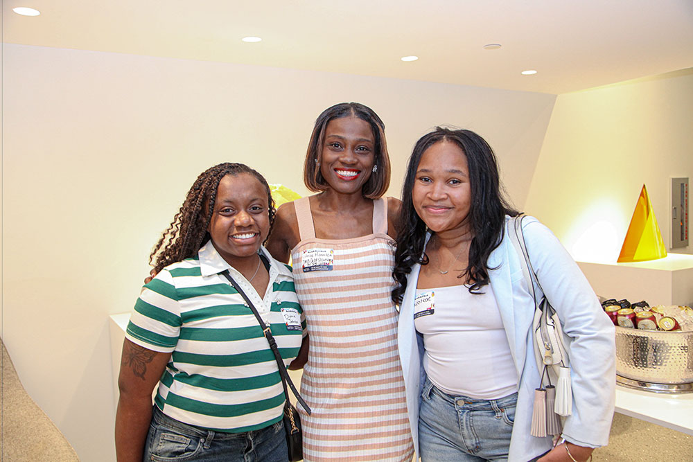 Norfolk Kick Back Glass Light Event